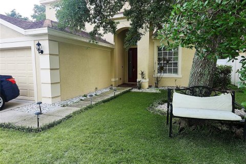 House in Riverview, Florida 4 bedrooms, 172.24 sq.m. № 2102652 - photo 3