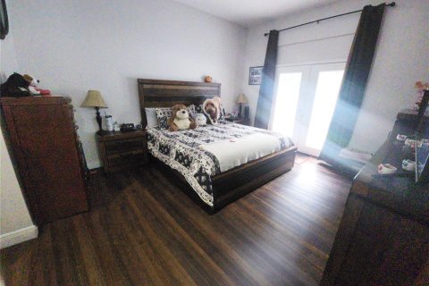 House in Riverview, Florida 4 bedrooms, 172.24 sq.m. № 2102652 - photo 28