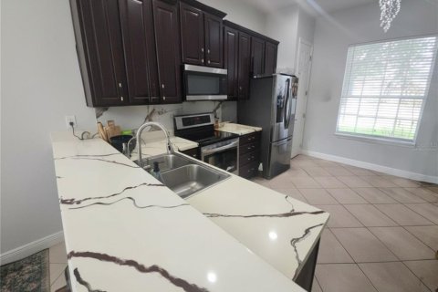 House in Riverview, Florida 4 bedrooms, 172.24 sq.m. № 2102652 - photo 10