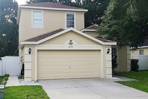 House in Riverview, Florida 4 bedrooms, 172.24 sq.m. № 2102652 - photo 2