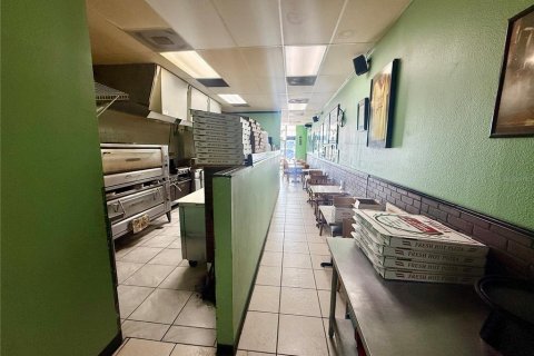 Купить коммерческую недвижимость в Брейдентон, Флорида 154.59м2, № 2214365 - фото 12