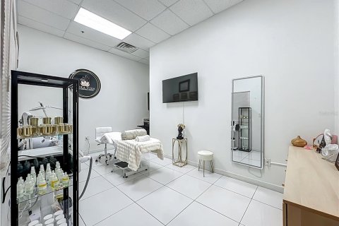Commercial property in Orlando, Florida 138.33 sq.m. № 1789124 - photo 30