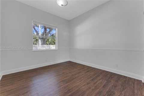 Casa en venta en Hollywood, Florida, 3 dormitorios, 168.52 m2 № 1877670 - foto 12