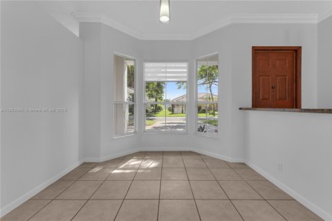 Casa en venta en Hollywood, Florida, 3 dormitorios, 168.52 m2 № 1877670 - foto 4