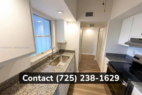 Villa ou maison à louer à Port St. Lucie, Floride: 2 chambres, 98.29 m2 № 2066616 - photo 6