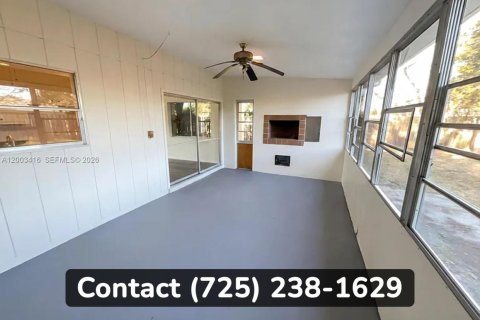 Villa ou maison à louer à Port St. Lucie, Floride: 2 chambres, 98.29 m2 № 2066616 - photo 13