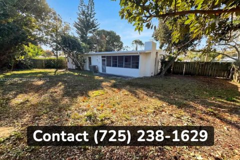 Villa ou maison à louer à Port St. Lucie, Floride: 2 chambres, 98.29 m2 № 2066616 - photo 14