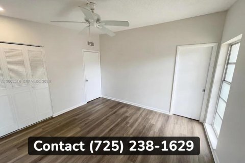 Villa ou maison à louer à Port St. Lucie, Floride: 2 chambres, 98.29 m2 № 2066616 - photo 8