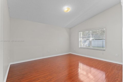 Villa ou maison à vendre à Pembroke Pines, Floride: 3 chambres, 146.23 m2 № 2017865 - photo 23