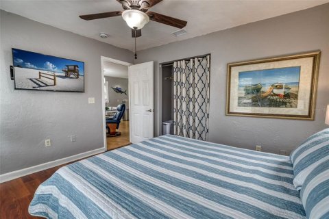 Propiedad comercial en venta en Bradenton, Florida, 461.17 m2 № 2108645 - foto 24