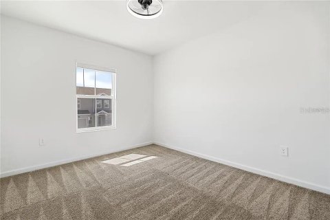 Townhouse in Davenport, Florida 3 bedrooms, 170.38 sq.m. № 2166690 - photo 16