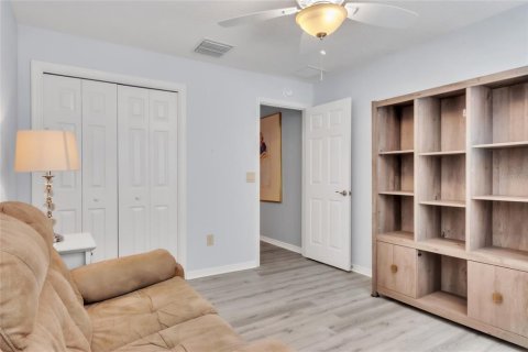 House in Lady Lake, Florida 3 bedrooms, 148.55 sq.m. № 1631416 - photo 28