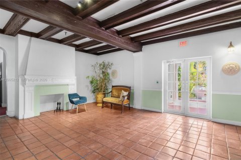 Condo in Miami Beach, Florida, 1 bedroom  № 2241138 - photo 18