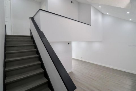 Touwnhouse à louer à Seffner, Floride: 3 chambres, 115.66 m2 № 2416373 - photo 12