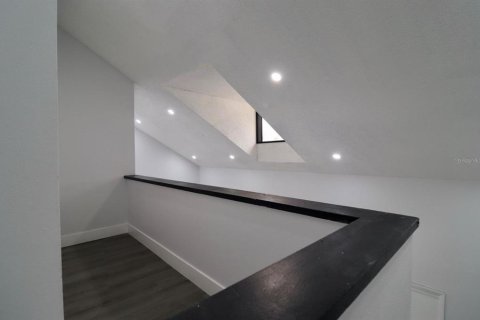 Touwnhouse à louer à Seffner, Floride: 3 chambres, 115.66 m2 № 2416373 - photo 14
