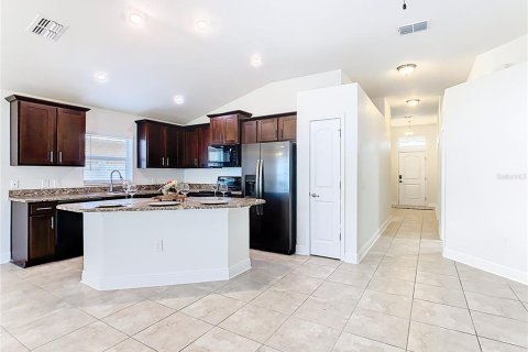 Casa en venta en Davenport, Florida, 3 dormitorios, 141.3 m2 № 1869835 - foto 11