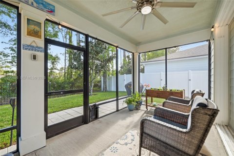 Casa en venta en Jacksonville, Florida, 3 dormitorios № 2058773 - foto 28