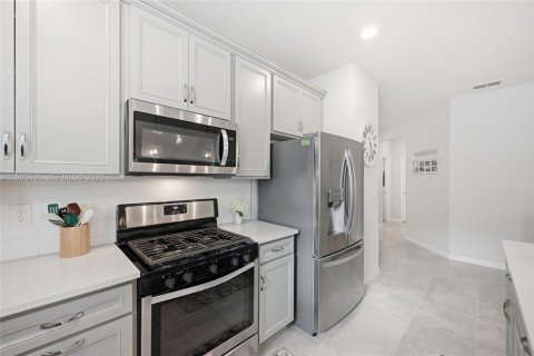 Casa en venta en Jacksonville, Florida, 3 dormitorios № 2058773 - foto 8