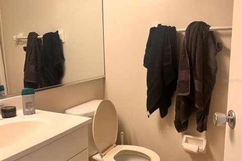 Condo in Sarasota, Florida, 2 bedrooms № 2103200 - photo 7
