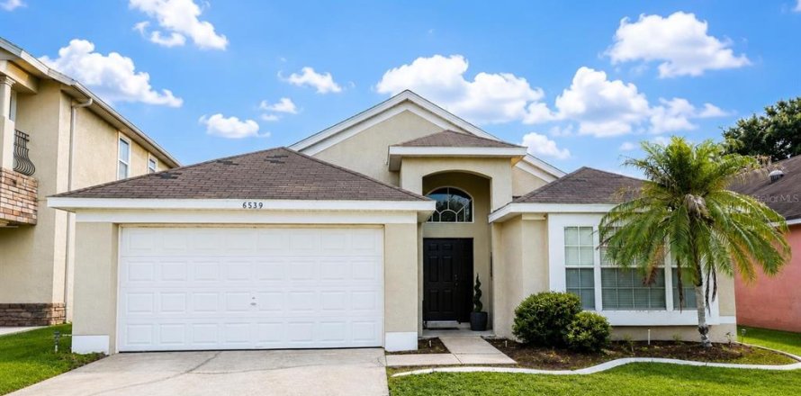 House in Orlando, Florida 3 bedrooms, 161.28 sq.m. № 2220831