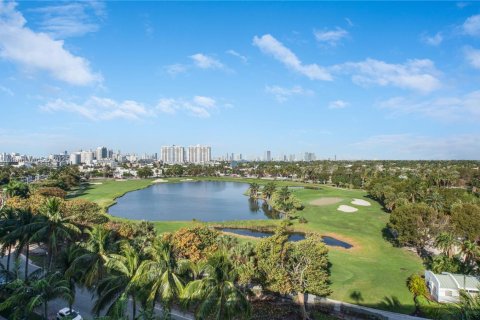 Condominio en venta en Miami Beach, Florida, 1 dormitorio, 89.74 m2 № 1937475 - foto 17