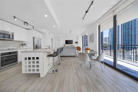 Купить кондоминиум в Майами, Флорида 1 спальня, 76.27м2, № 1980317 - фото 3