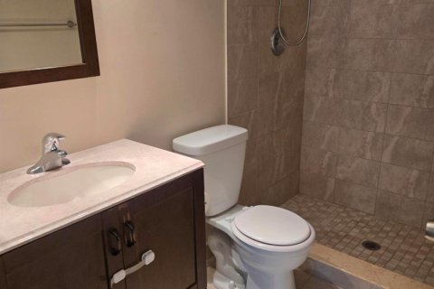 Condo in West Palm Beach, Florida, 2 bedrooms № 2190974 - photo 13