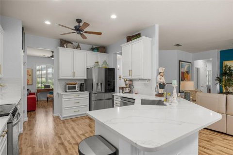House in Ocala, Florida 3 bedrooms, 181.9 sq.m. № 2239777 - photo 9