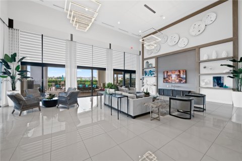 Touwnhouse à vendre à Hialeah, Floride: 3 chambres, 143.07 m2 № 1969078 - photo 20