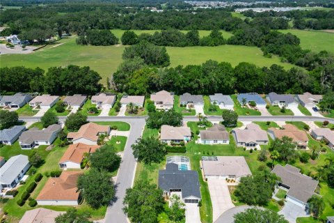 House in The Villages, Florida 3 bedrooms, 129.32 sq.m. № 1761058 - photo 6