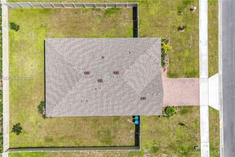 Купить виллу или дом в Грант-Валкариа, Флорида 4 спальни, № 2042907 - фото 29