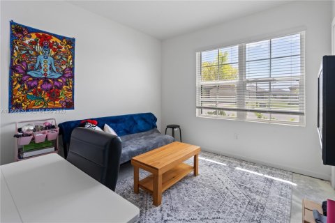 Купить виллу или дом в Грант-Валкариа, Флорида 4 спальни, № 2042907 - фото 13