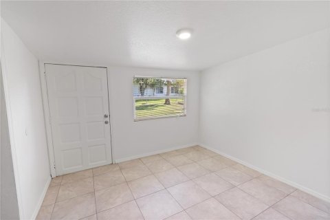 House in Lakeland, Florida 2 bedrooms, 70.51 sq.m. № 1888546 - photo 4