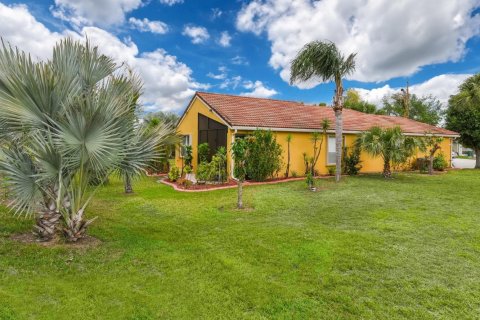 Villa ou maison à vendre à Port St. Lucie, Floride: 3 chambres, 136.85 m2 № 2146950 - photo 14