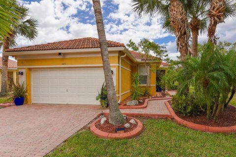 Villa ou maison à Port St. Lucie, Floride 3 chambres, 136.85 m2 № 2146950