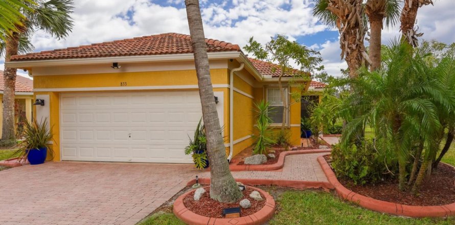 Villa ou maison à Port St. Lucie, Floride 3 chambres, 136.85 m2 № 2146950