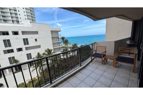 Copropriété à louer à Riviera Beach, Floride: 3 chambres, 133.04 m2 № 2272241 - photo 2
