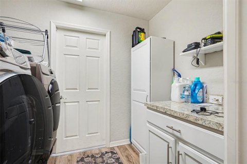 Casa en venta en Lakeland, Florida, 3 dormitorios, 186.27 m2 № 2148188 - foto 17