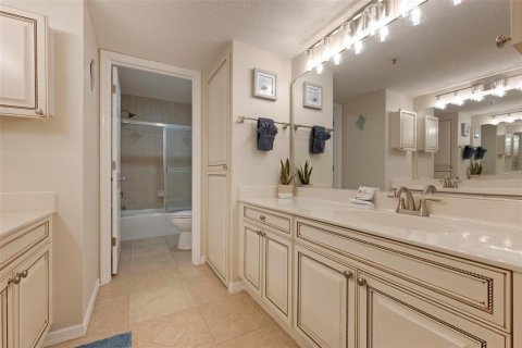Condominio en venta en Sarasota, Florida, 2 dormitorios, 118.91 m2 № 2166088 - foto 18