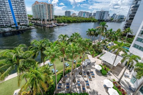 Condo in Fort Lauderdale, Florida, 1 bedroom  № 1924780 - photo 5