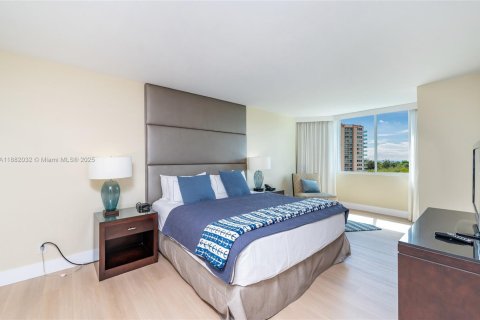 Condo in Fort Lauderdale, Florida, 1 bedroom  № 1924780 - photo 12