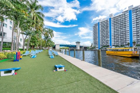 Condo in Fort Lauderdale, Florida, 1 bedroom  № 1924780 - photo 28
