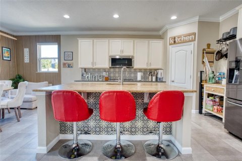 House in Winter Garden, Florida 3 bedrooms, 211.63 sq.m. № 2123381 - photo 18