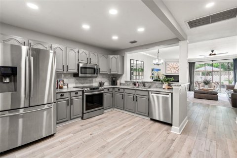 Condominio en venta en Tampa, Florida, 3 dormitorios, 198.25 m2 № 1876659 - foto 2
