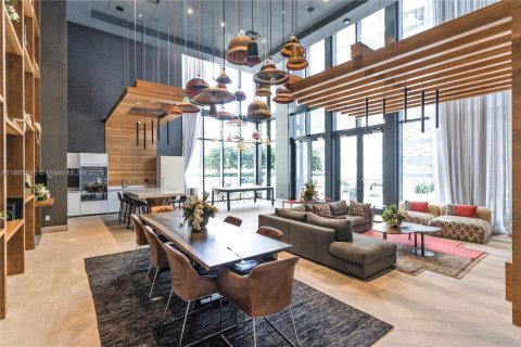 Снять в аренду кондоминиум в Майами, Флорида 1 спальня, 60.48м2, № 1892909 - фото 9