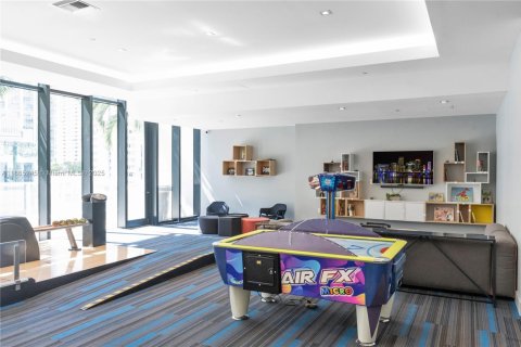 Снять в аренду кондоминиум в Майами, Флорида 1 спальня, 60.48м2, № 1892909 - фото 6