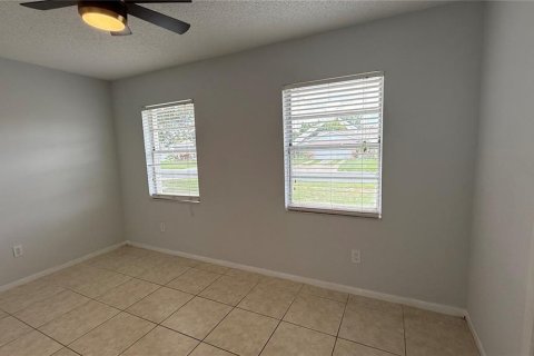House in Kissimmee, Florida 2 bedrooms, 92.9 sq.m. № 2429353 - photo 23