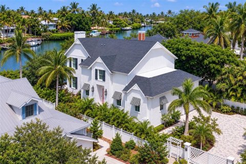 Villa ou maison à Sarasota, Floride 4 chambres, 338.81 m2 № 2330419