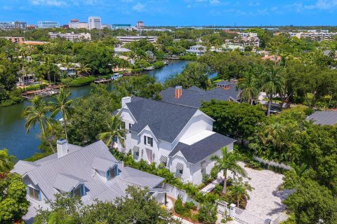 Villa ou maison à vendre à Sarasota, Floride: 4 chambres, 338.81 m2 № 2330419 - photo 2