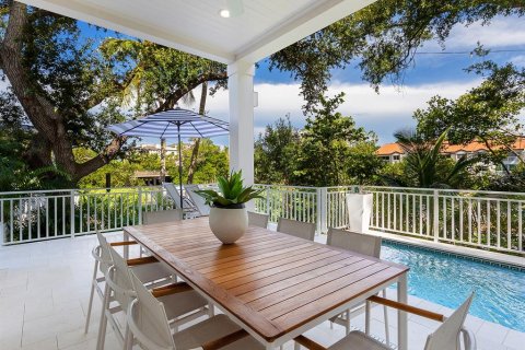 Villa ou maison à vendre à Sarasota, Floride: 4 chambres, 338.81 m2 № 2330419 - photo 19